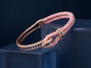 Urban Twist Bracelet – Blush Pink
