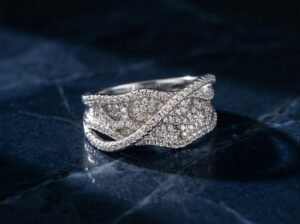 Twist Luxe Ring